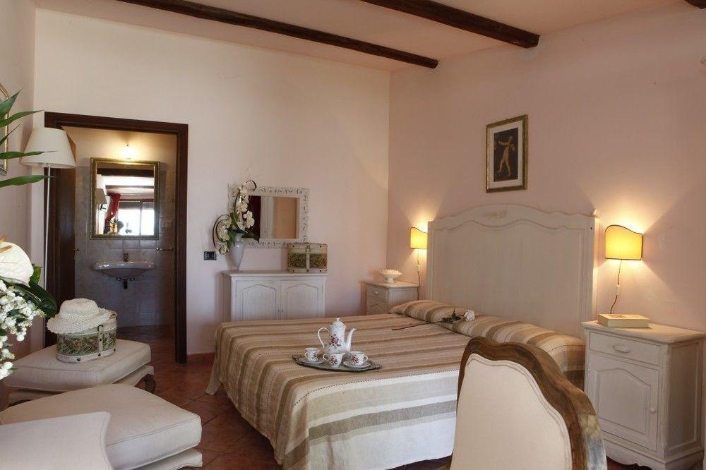 Il Poggio Dei Pettirossi Bevagna Exterior foto