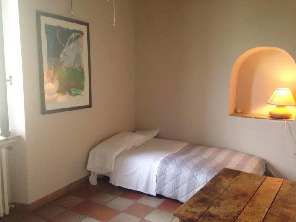 Il Poggio Dei Pettirossi Bevagna Exterior foto